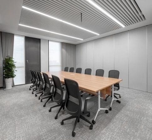Bàn họp phòng hội thảo 4 Ban hop phong hoi thao 3 e1773820602556