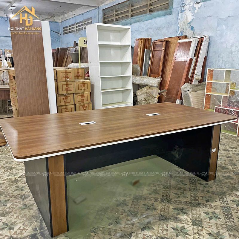 bàn họp phòng họp hiện đại